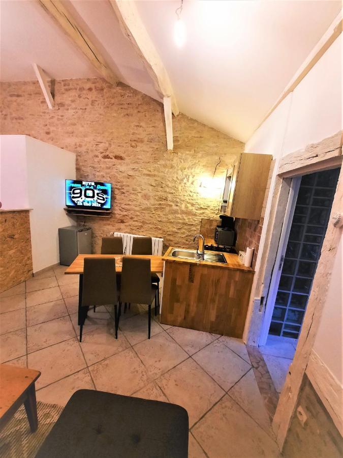 Le Cocoon Avec Parking Gratuit Lejlighed Cuisery Eksteriør billede